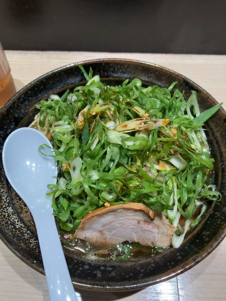 「九条ねぎラーメン(大盛)」@らーめん しおじの写真