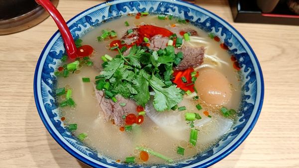 「蘭州拉麺」@火焔山蘭州拉麺 池袋店の写真