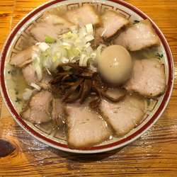 肉そば　味付玉子