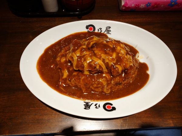 「名代メンチカツカレー（850円）＋チーズ（100円）」@日乃屋カレー JR川崎タワー店の写真