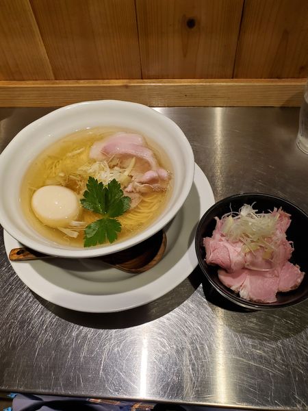 「塩そば（並）　肉増し」@成城青果の写真