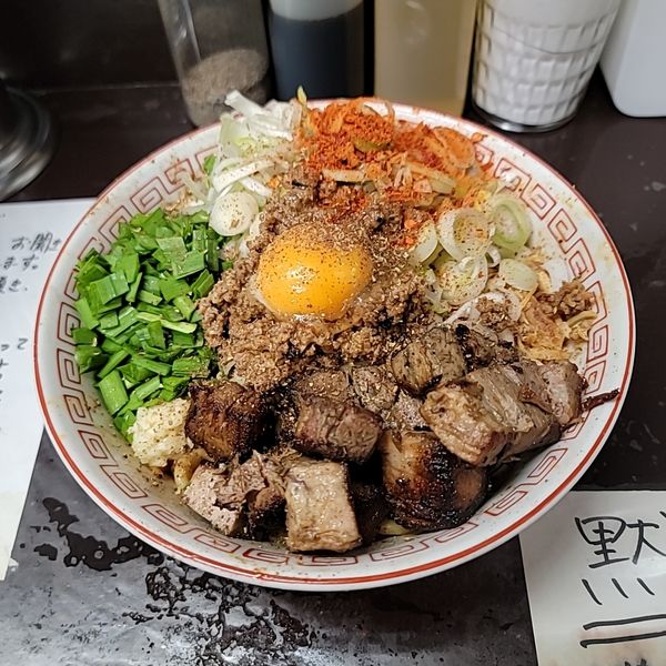 「台湾汁なしらどん少なめニンニクショウガ火の粉山椒マヨビーム」@自家製麺 まさき（非乳化） 2号店の写真