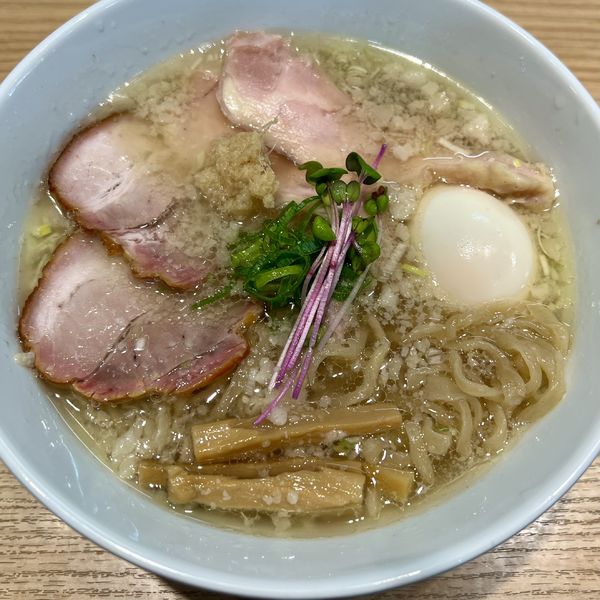 「背脂生姜全部入りらーめん」@しおらーめん進化 2ndの写真