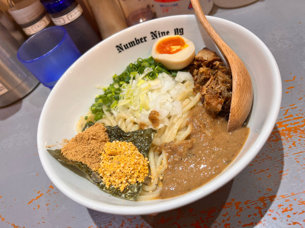 「まぜそば」@麺Dining Number Nine 09の写真