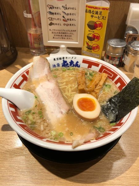 「東京豚骨ラーメン(大) 850円」@屯ちん 川崎店の写真