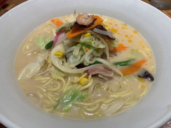 「長崎ちゃんぽん＋麺１．５倍」@長崎ちゃんぽん リンガーハット TOKYO PREMIUM日比谷シャンテ店の写真