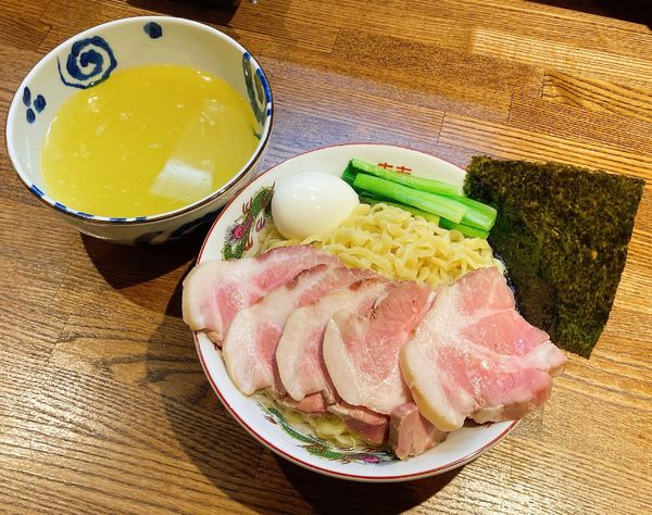 「【限定】名古屋コーチンの昆布水つけ麺（塩）＋チャーシュー＋たまご」@らー麺屋 バリバリジョニーの写真