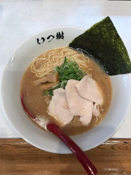 「白鶏湯らーめん　並」@麺集 いつ樹の写真