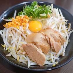 汁なしラーメン(まぜそば)