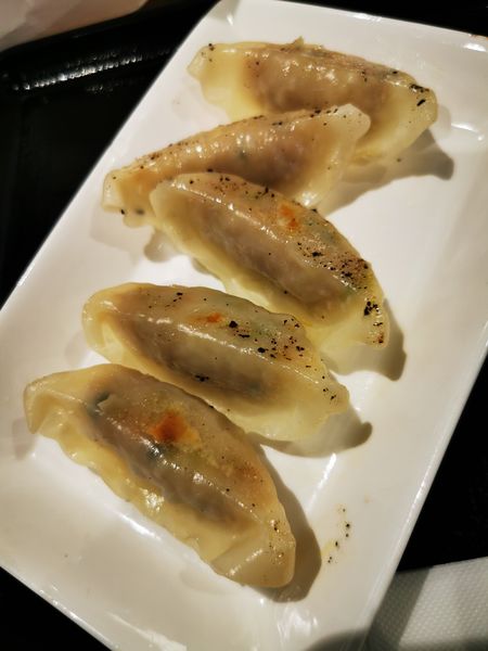 「餃子」@らーめん えぞふくろう イオンモール旭川駅前店の写真