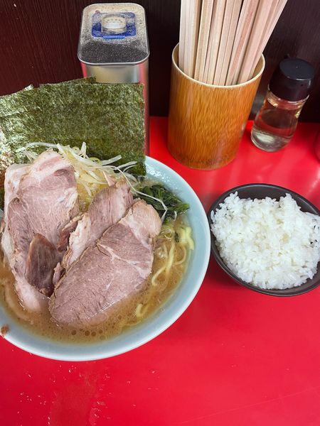 「ネギチャーシューメン＋ライス小」@横浜家系ラーメン 心家の写真