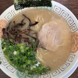 らーめん　ばりかた+替え玉　850円+160円