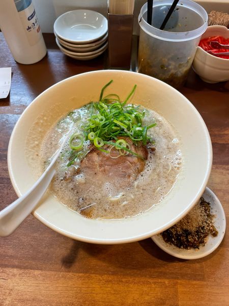 「博多豚骨ラーメン」@幸心堂の写真