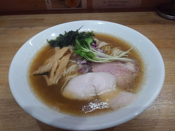 「しじみ蕎麦　醤油　900円」@しじみ中華蕎麦 イツ花の写真