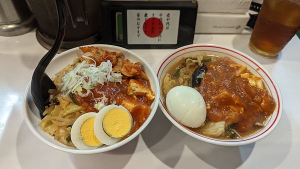 「半蒙古丼半ラーメン (蒙古タンメン)」@蒙古タンメン 中本 柏店の写真