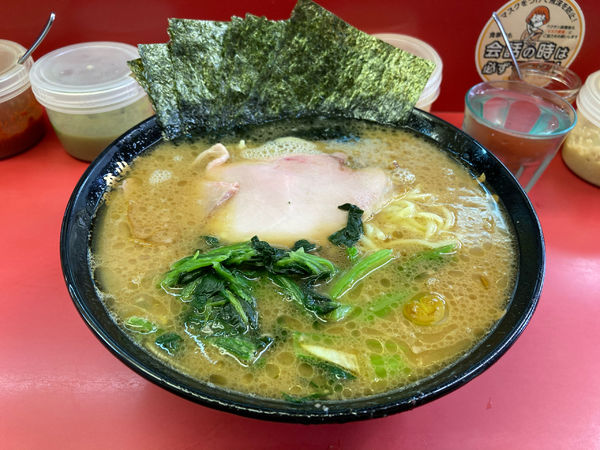 「ラーメン」@ラーメン杉田家の写真
