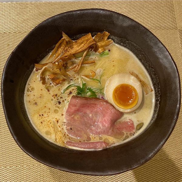 「トリュフ和牛鶏白湯ラーメン ¥1,000 半玉 ¥70」@MENSHO SAN FRANCISCOの写真