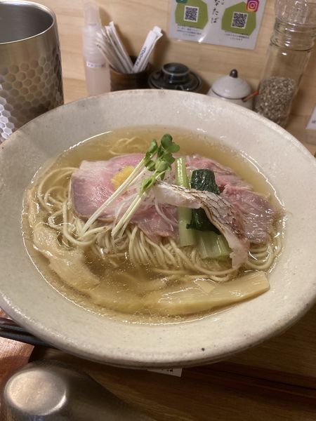 「真鯛そば・しお（８８０円）」@真鯛そば はなたばの写真