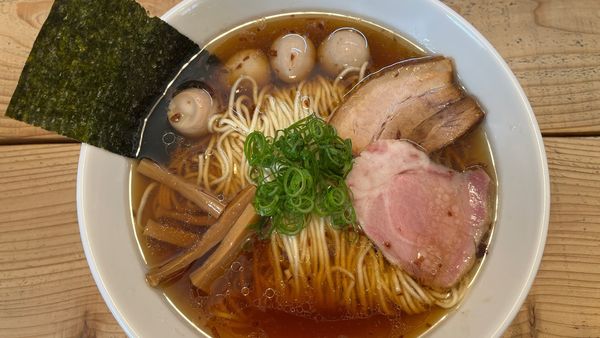 「醤油ソバ 850円 和え玉白醤油 200円＋うずらの味玉100円」@The Noodles & Saloon Kiriyaの写真