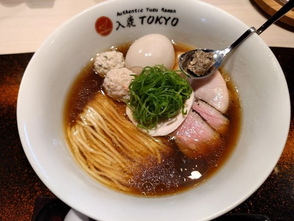 「特製ボルチーニ醤油らぁ麺1500円」@入鹿TOKYOの写真