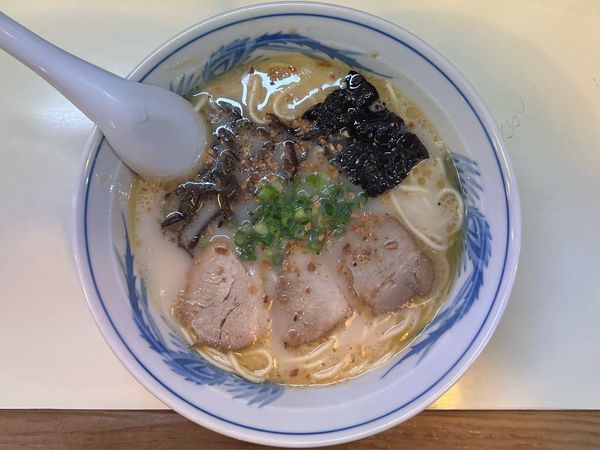 「ラーメン」@熊本ラーメン こむらさき 上通中央店の写真