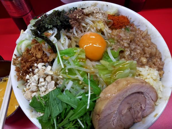 「痺れゴマ味噌汁なし・大640（脂・大蒜・唐辛子・痺れ・ナッツ」@ハナイロモ麺 吉祥寺本店の写真