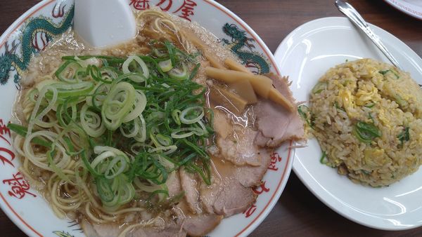 「特製醤油ラーメン　焼めし定食」@ラーメン魁力屋 三鷹大沢店の写真