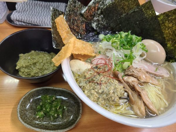 「牡蠣出汁ラーメン 塩」@中華そば 半ざわの写真