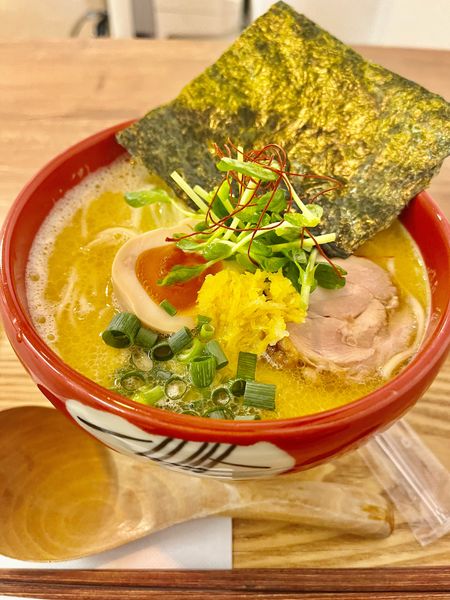 「ゆず鶏白湯ラーメン」@はいむる珈琲店の写真