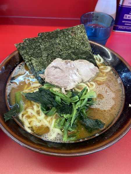 「ラーメン　中」@家系ラーメン 佐々喜家の写真