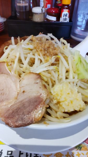 「にんにく背脂醤油ラーメン」@ラーメン魁力屋 杭全店の写真