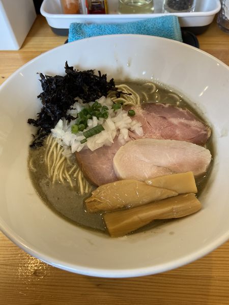 「濃厚煮干しラーメン」@煮干らーめん 川むらの写真