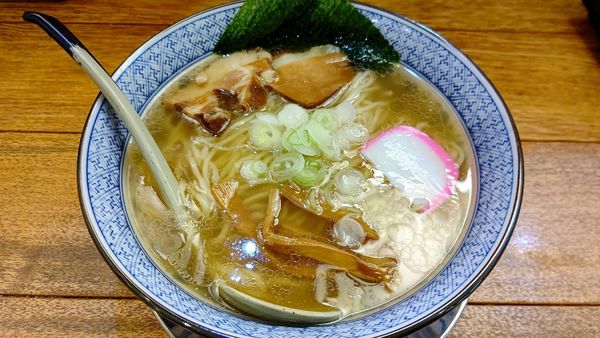 「中華そば」@麺家かぐら 西バイパス店の写真