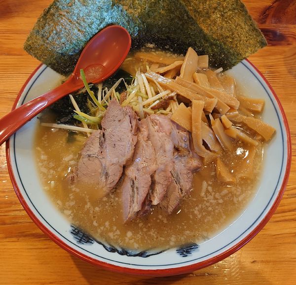 「ネギメンマチャーシュー(1350円)」@椿 ラーメンショップ 木立店の写真
