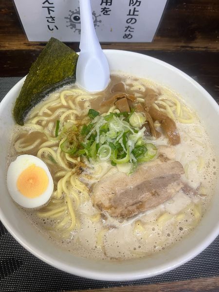 「ラーメン(800円)+大盛(150円)」@大勝軒 本庄店の写真