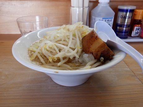 「そば　小（１玉）」@ラーメン 信ブタ屋の写真