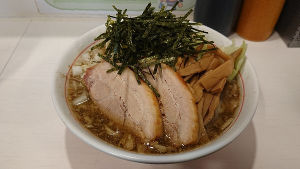 「煮干しラーメン」@ハイパーファットンの写真
