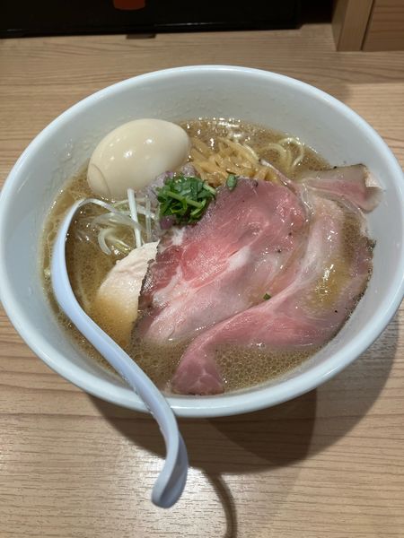 「味玉中華そば　醤油」@貝出汁中華そば くらむの写真