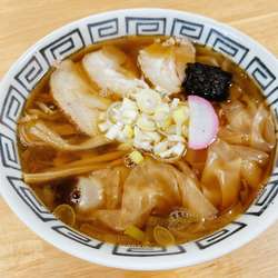 ワンタン麺