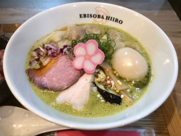 「突発限定　ナマステグリーンprototype(ホウレン草)」@えびそば 緋彩の写真