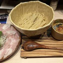 【期間限定】肉まみれ鶏どろ味噌つけ麺（980円）