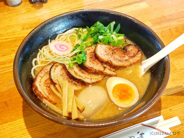 「味噌らあめん（＋チャーシュー＋ゆで玉子）」@支那そばとんぼの写真