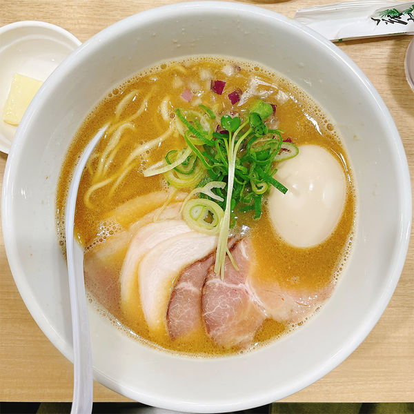 「【11月の限定麺】特製伊勢海老と貝のらぁ麺」@貝麺みかわの写真