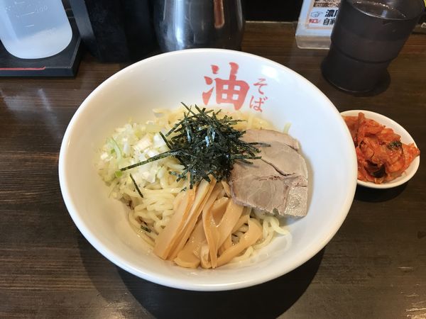 「油そば+キムチ」@油そば つばさ 山形駅前店の写真