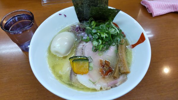 「特製(塩)ラーメン」@麺や 魁星 京急川崎店の写真