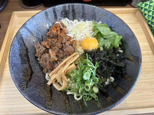 「限定・飛騨牛煮込みのまぜそば」@らぁめん 麺彩家の写真