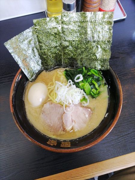 「ラーメン+味玉」@雷家の写真