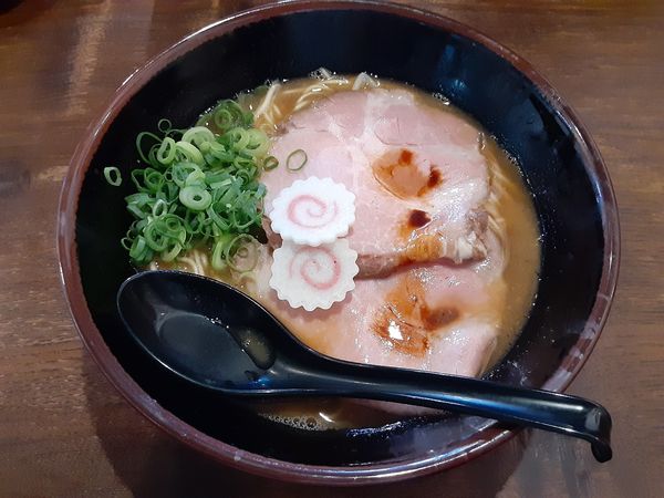 「和歌山ラーメン　替え玉」@らーめん幕末 南紀白浜店の写真