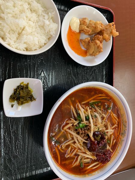 「台湾ラーメンセット(中辛)　1000円」@中国料理 とんみんの写真