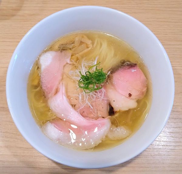 「塩らーめん＋日替わりお肉ごはん」@らーめんMAIKAGURAの写真